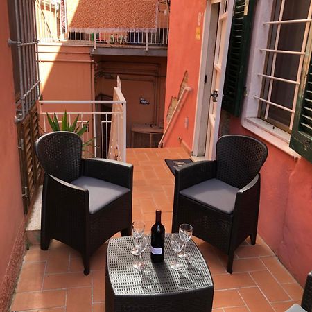 Apartamento Il Vicolo Buti Exterior foto