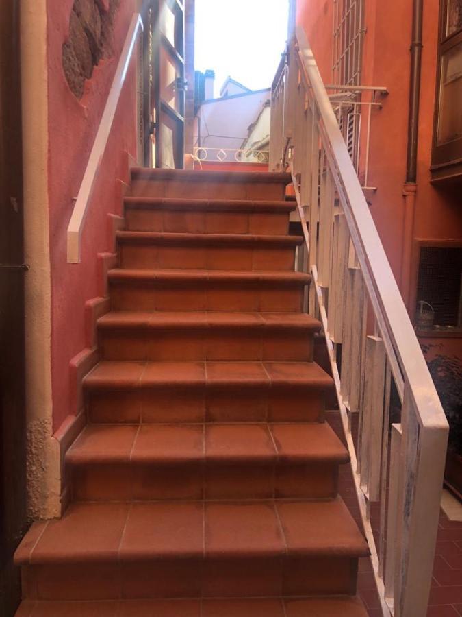 Apartamento Il Vicolo Buti Exterior foto