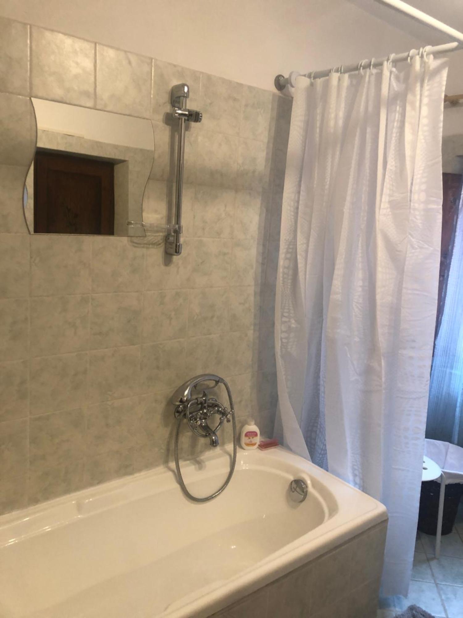 Apartamento Il Vicolo Buti Exterior foto